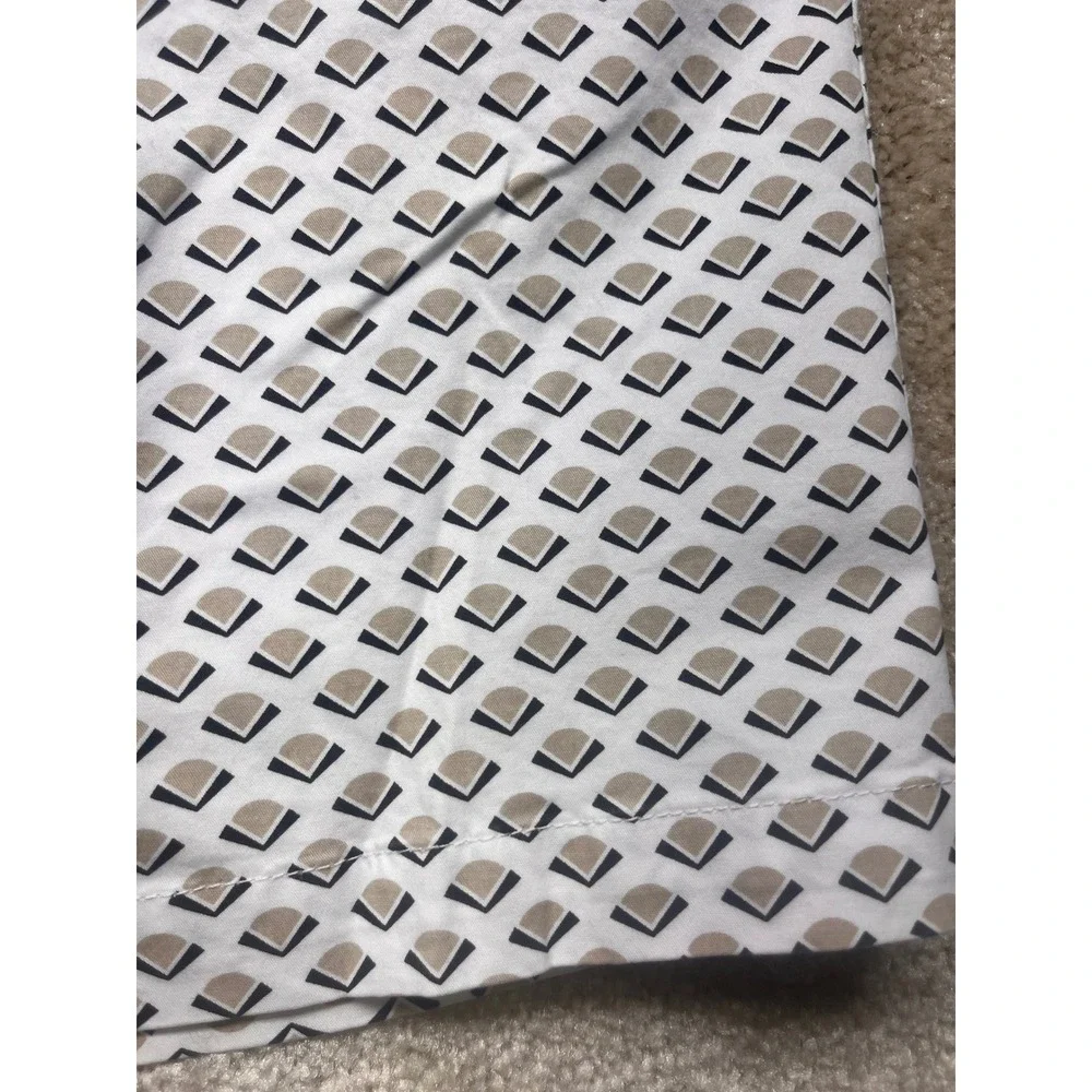 Dockers Mens Ultimate Short Supreme Flex White Geometric Fan Print Size 30 NWT